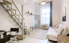 Cozy Budapest Vacation Studio Relax Close Spa
